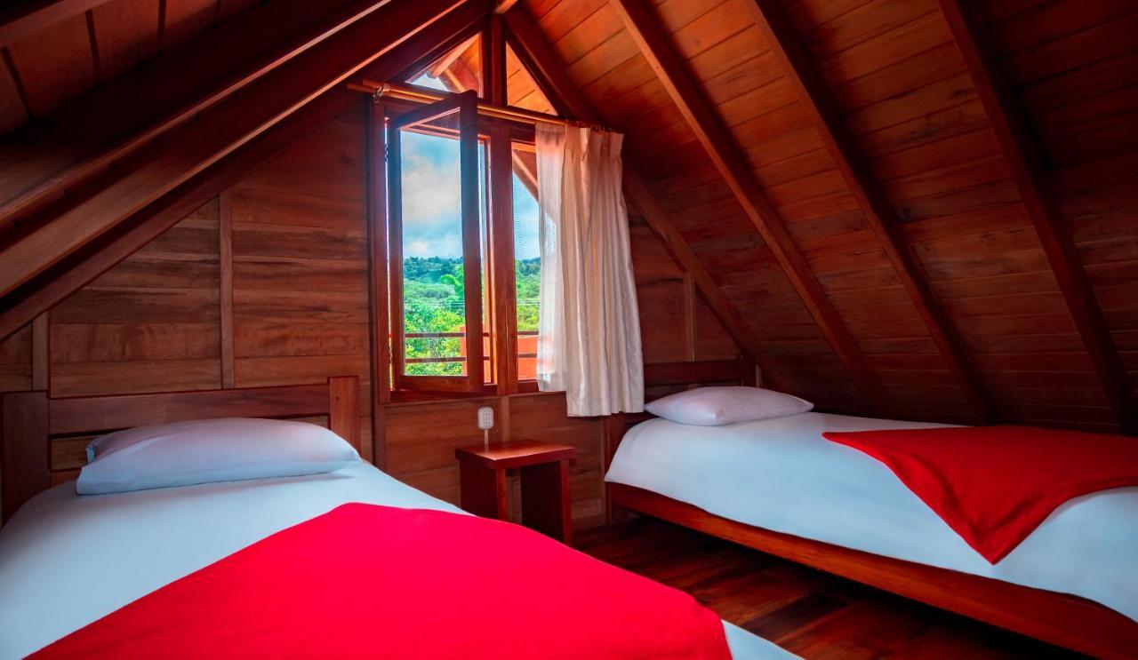 Sisakuna Lodge Миндо Екстериор снимка