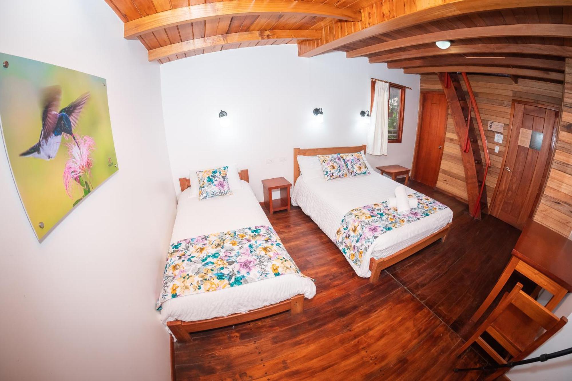Sisakuna Lodge Миндо Екстериор снимка