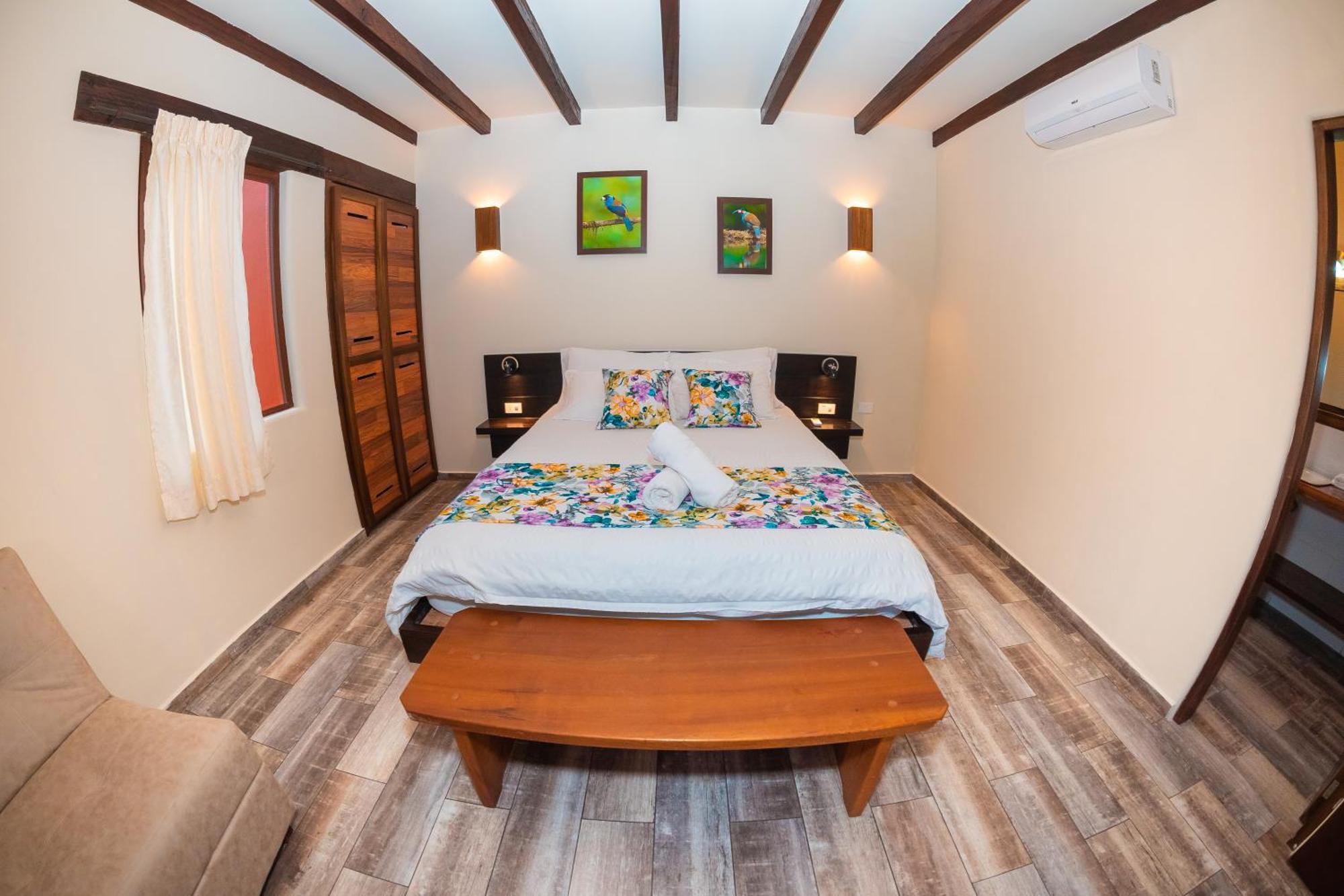 Sisakuna Lodge Миндо Екстериор снимка