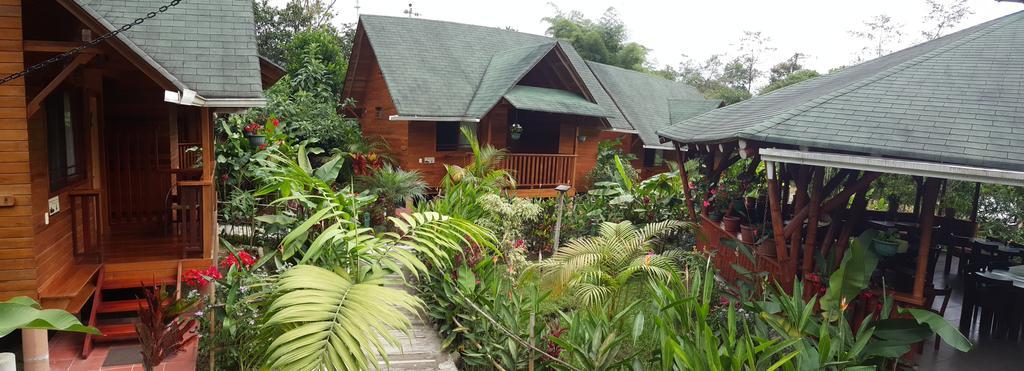 Sisakuna Lodge Миндо Екстериор снимка