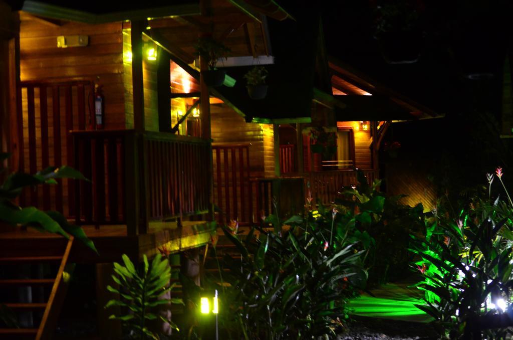 Sisakuna Lodge Миндо Екстериор снимка